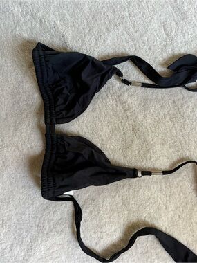 Venus Swim/Sports Illustrated Classic Black Triangle Bikini Top/2 Bottoms